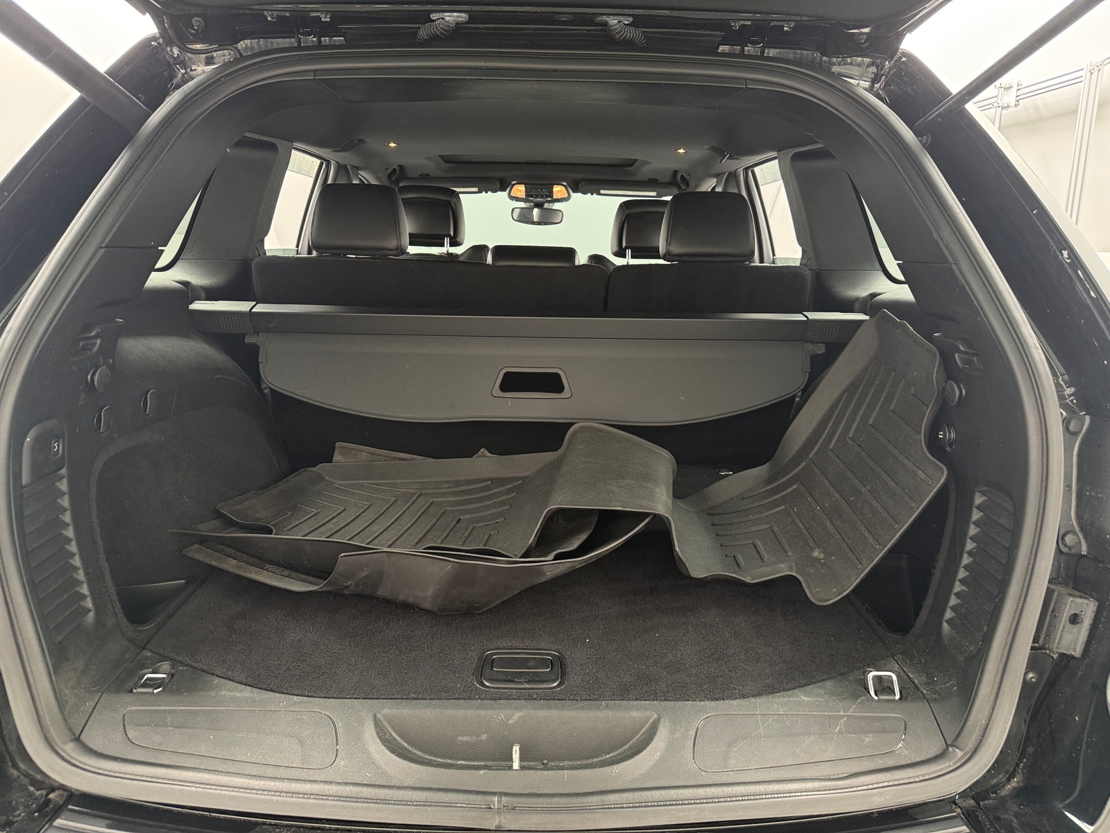 Thumbnail: 2018 Jeep Grand Cherokee - 6