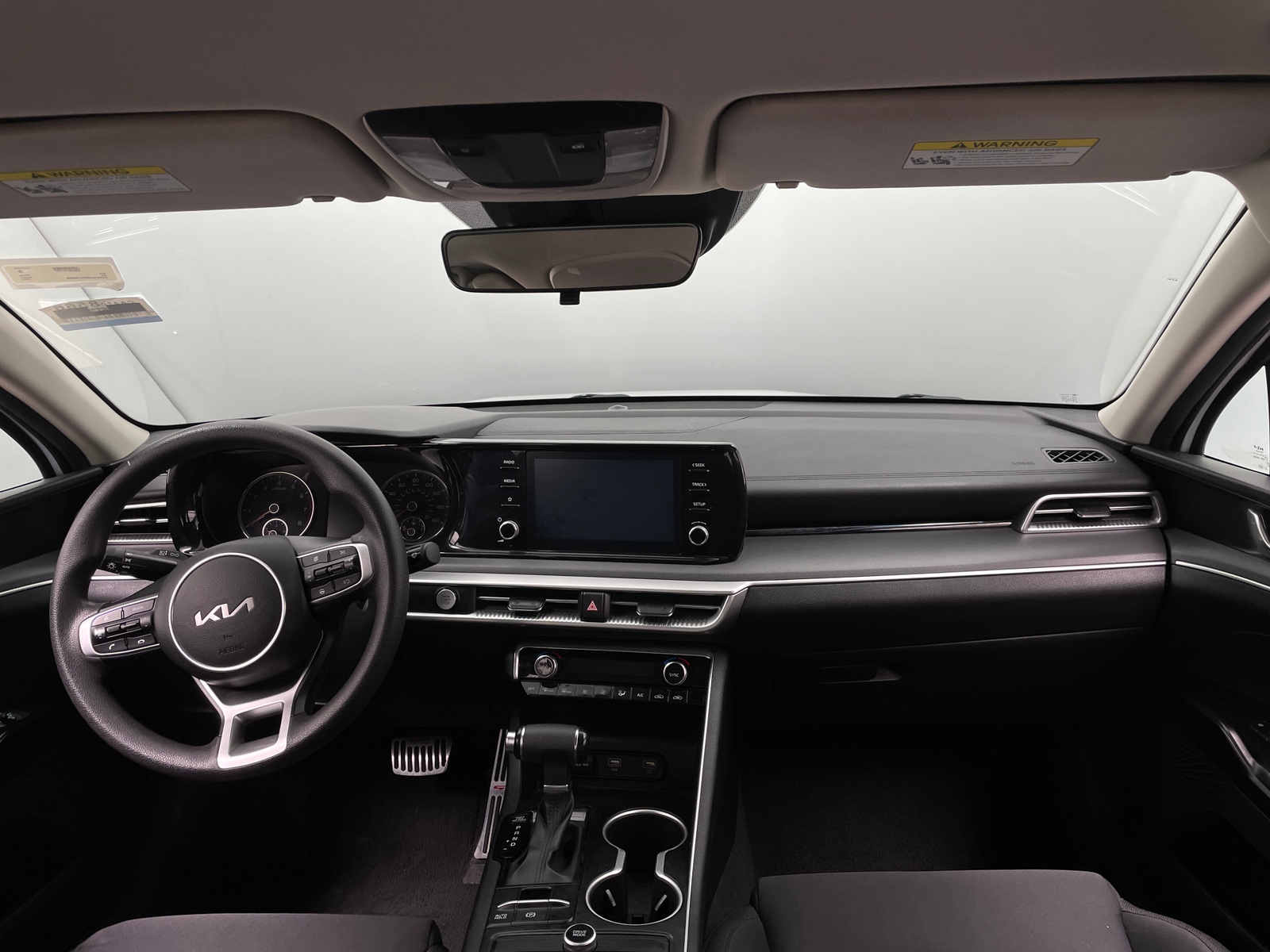 Thumbnail: 2023 Kia K5 - 3