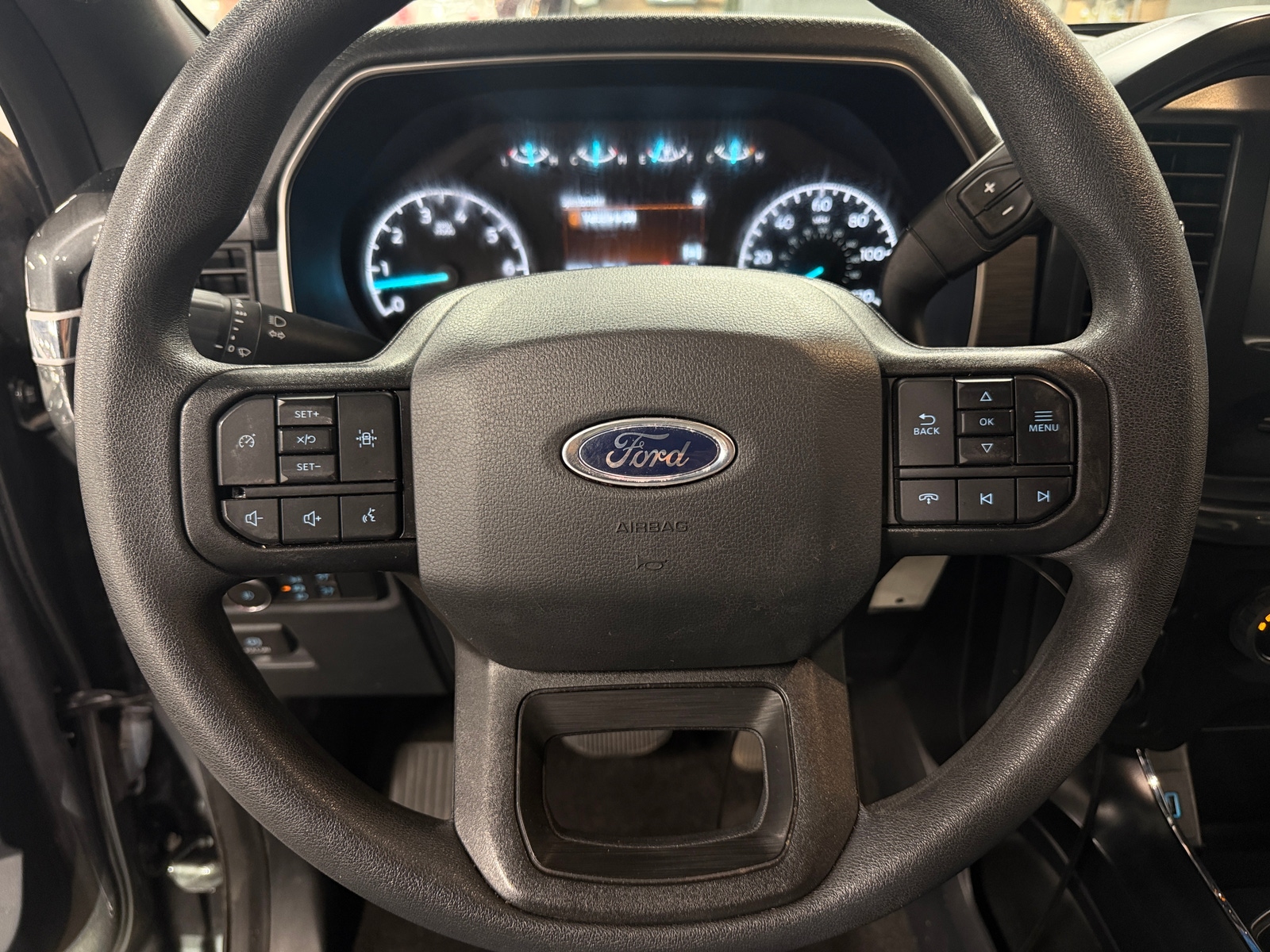 Thumbnail: 2022 Ford Econoline - 5