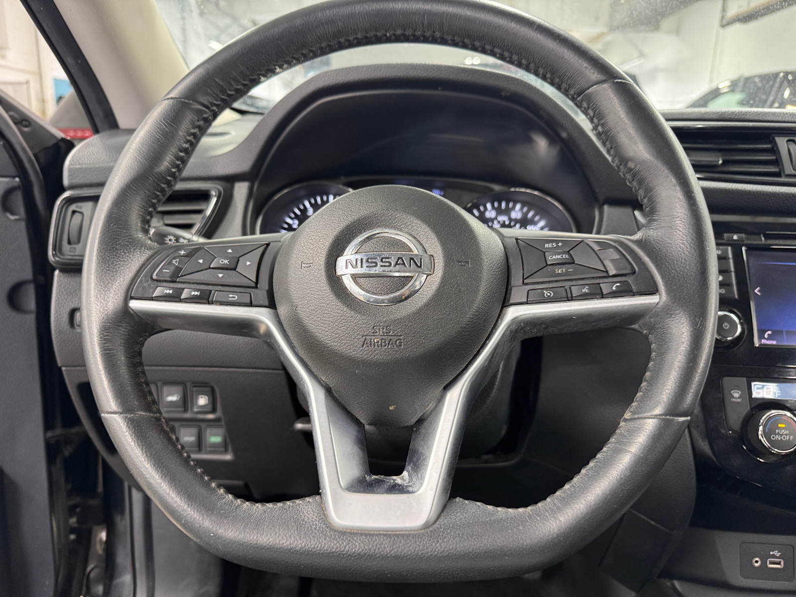 Thumbnail: 2018 Nissan Rogue - 5
