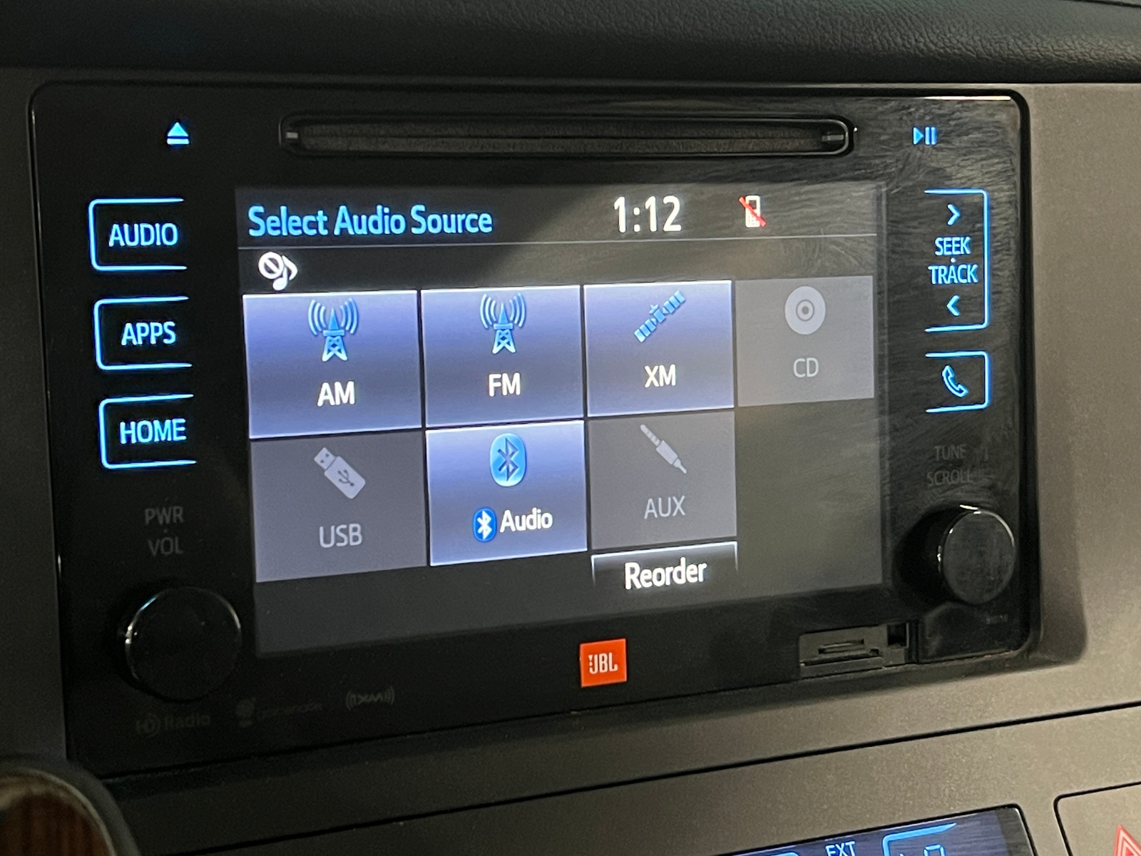 Thumbnail: 2017 Toyota Sienna - 4