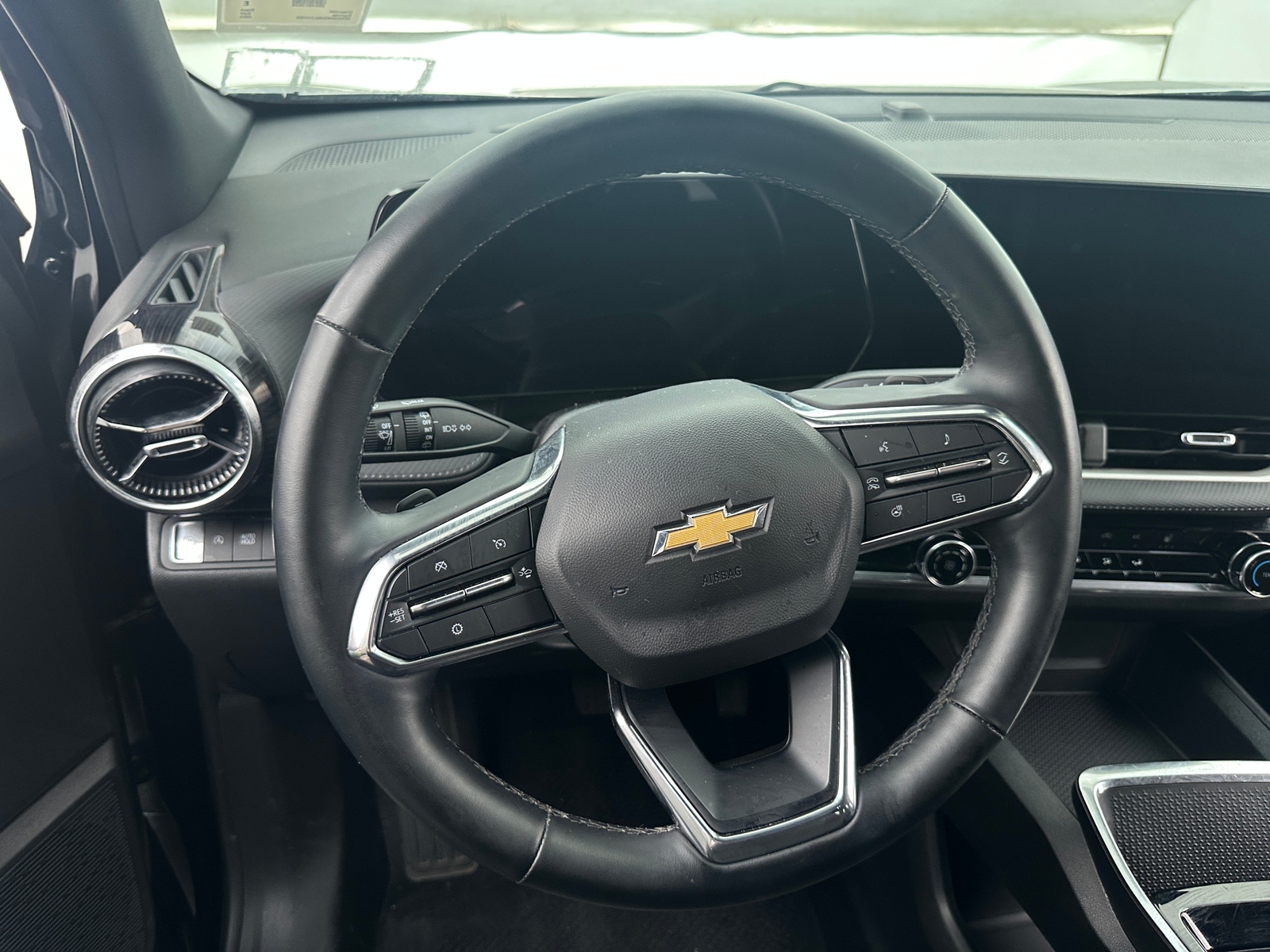 Thumbnail: 2025 Chevrolet Equinox - 5