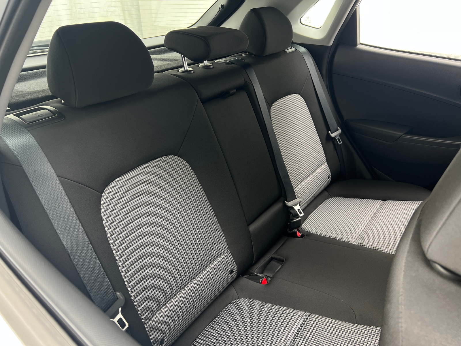 Thumbnail: 2019 Hyundai Kona - 6