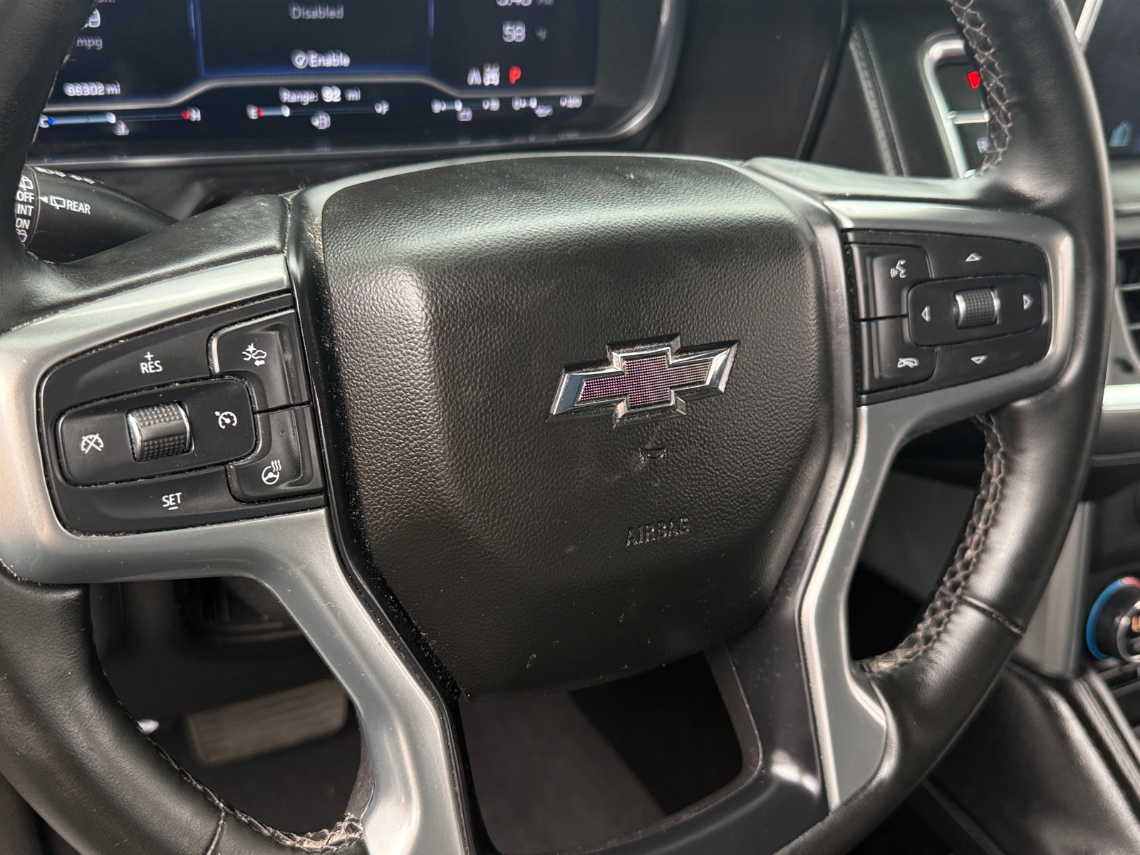 Thumbnail: 2023 Chevrolet Suburban - 4
