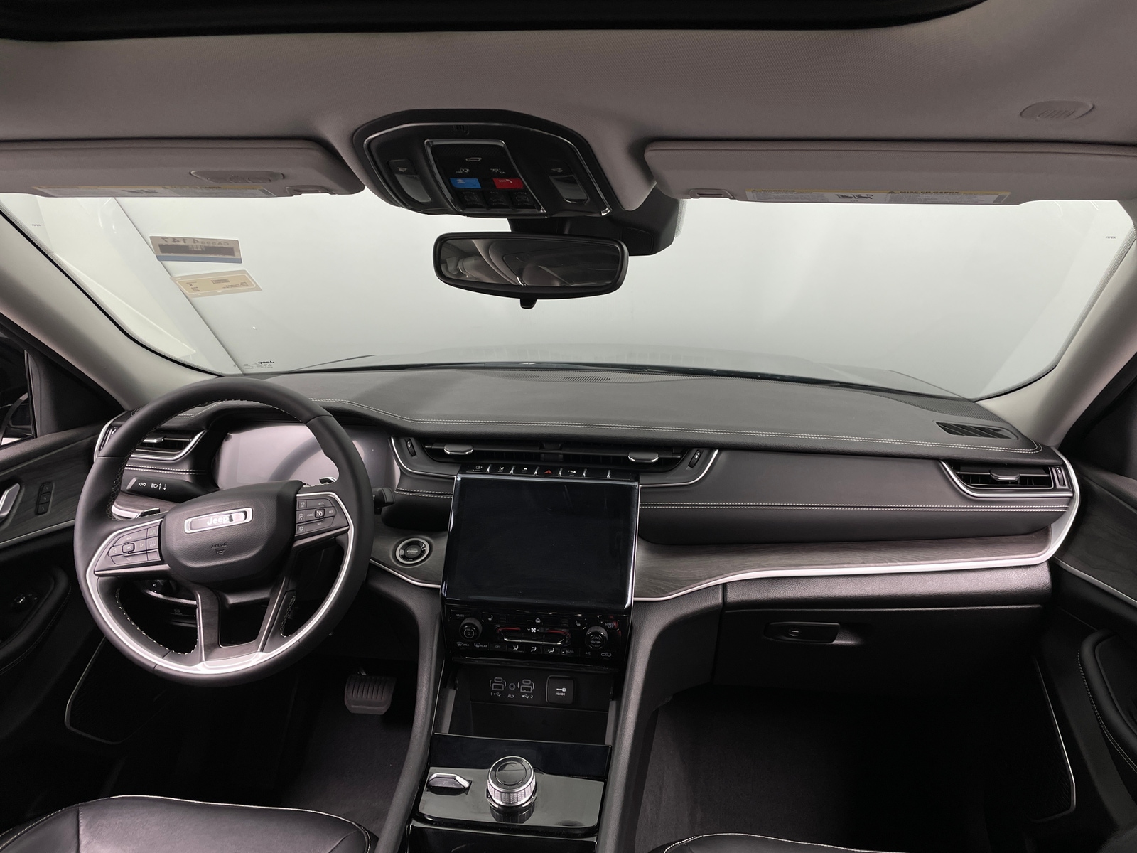 Thumbnail: 2023 Jeep Grand Cherokee L - 2