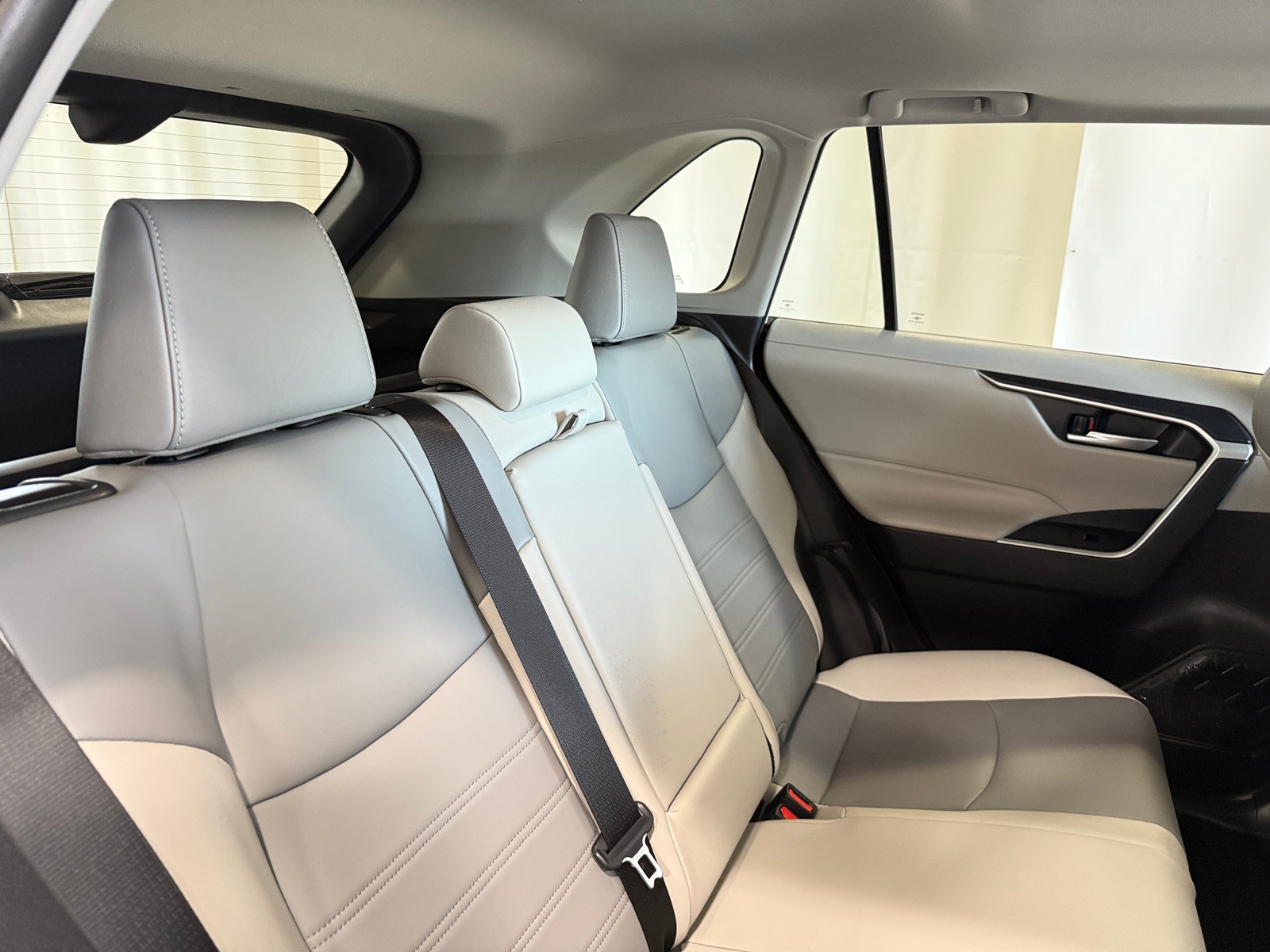 Thumbnail: 2025 Toyota RAV4 - 5