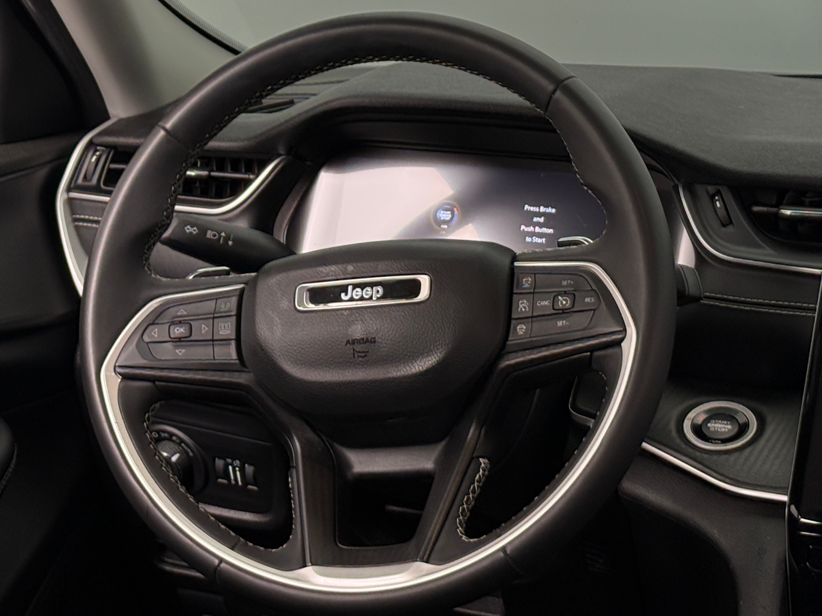 Thumbnail: 2023 Jeep Grand Cherokee L - 5
