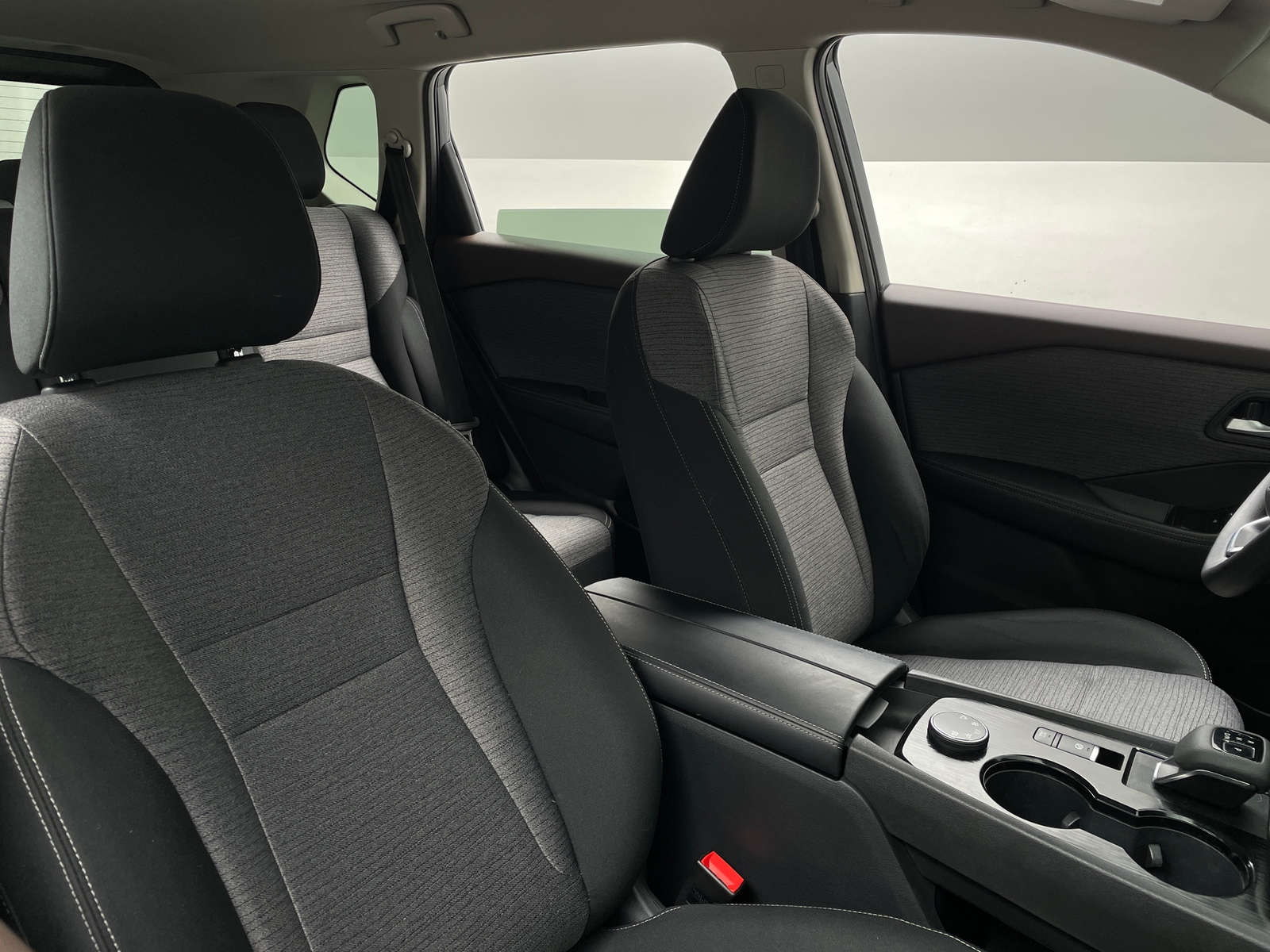 Thumbnail: 2023 Nissan Rogue - 2