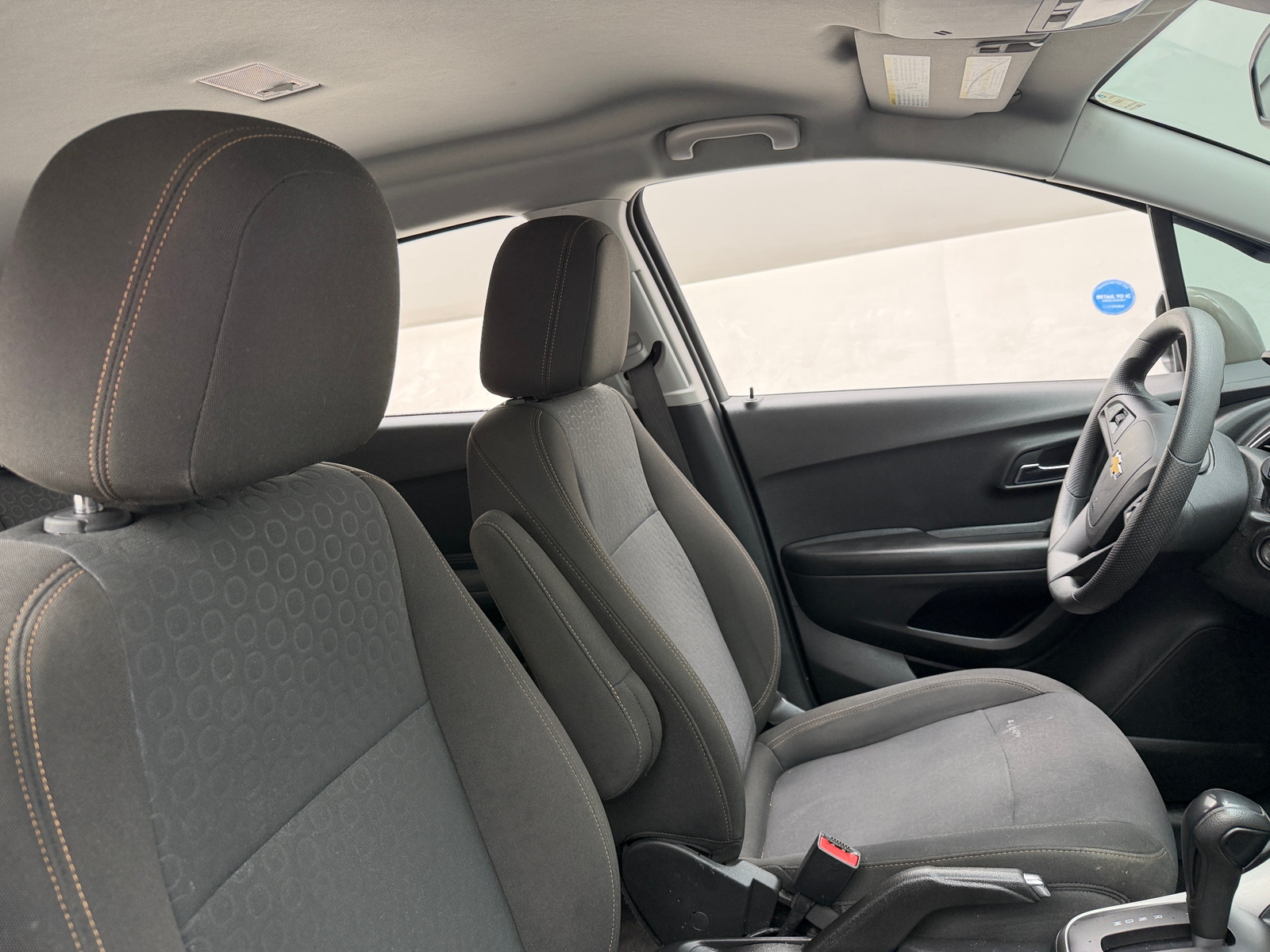 Thumbnail: 2022 Chevrolet Trax - 2