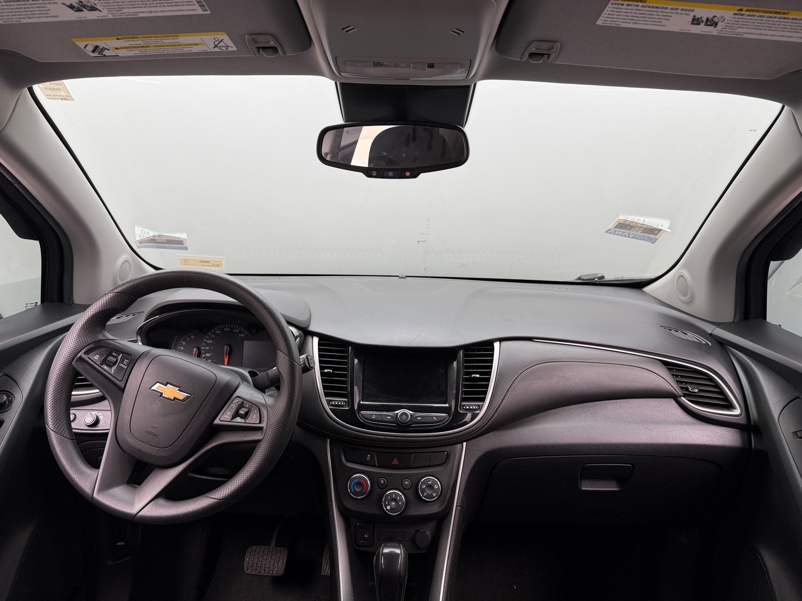 Thumbnail: 2022 Chevrolet Trax - 3