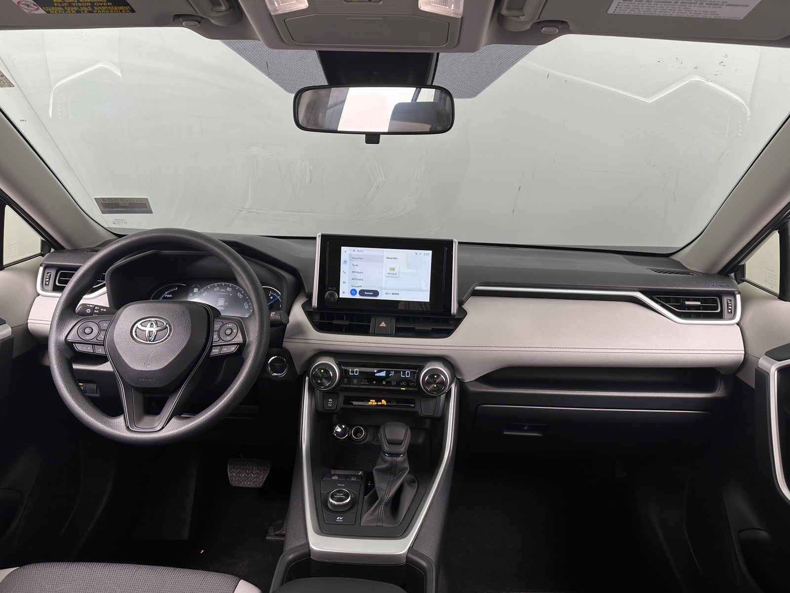 Thumbnail: 2025 Toyota RAV4 - 3