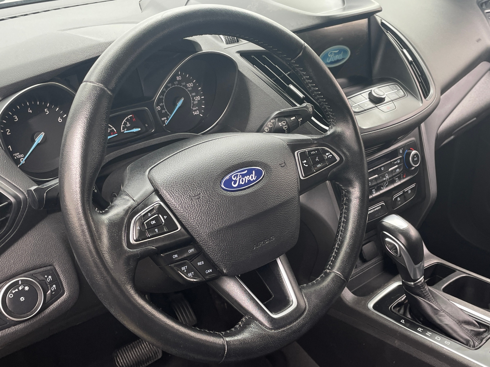 Thumbnail: 2019 Ford Escape - 4