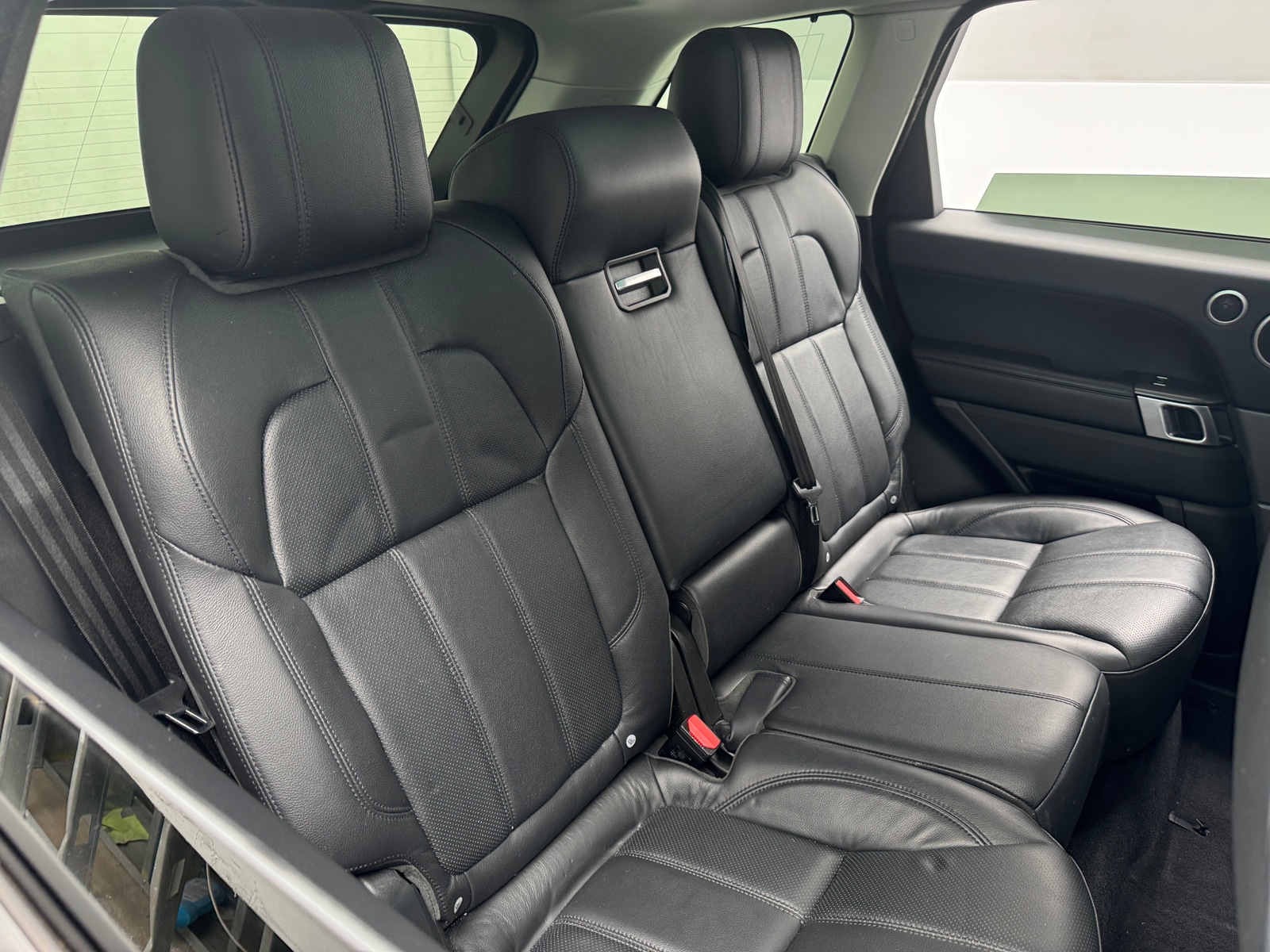 Thumbnail: 2017 Land Rover Range Rover Sport - 5