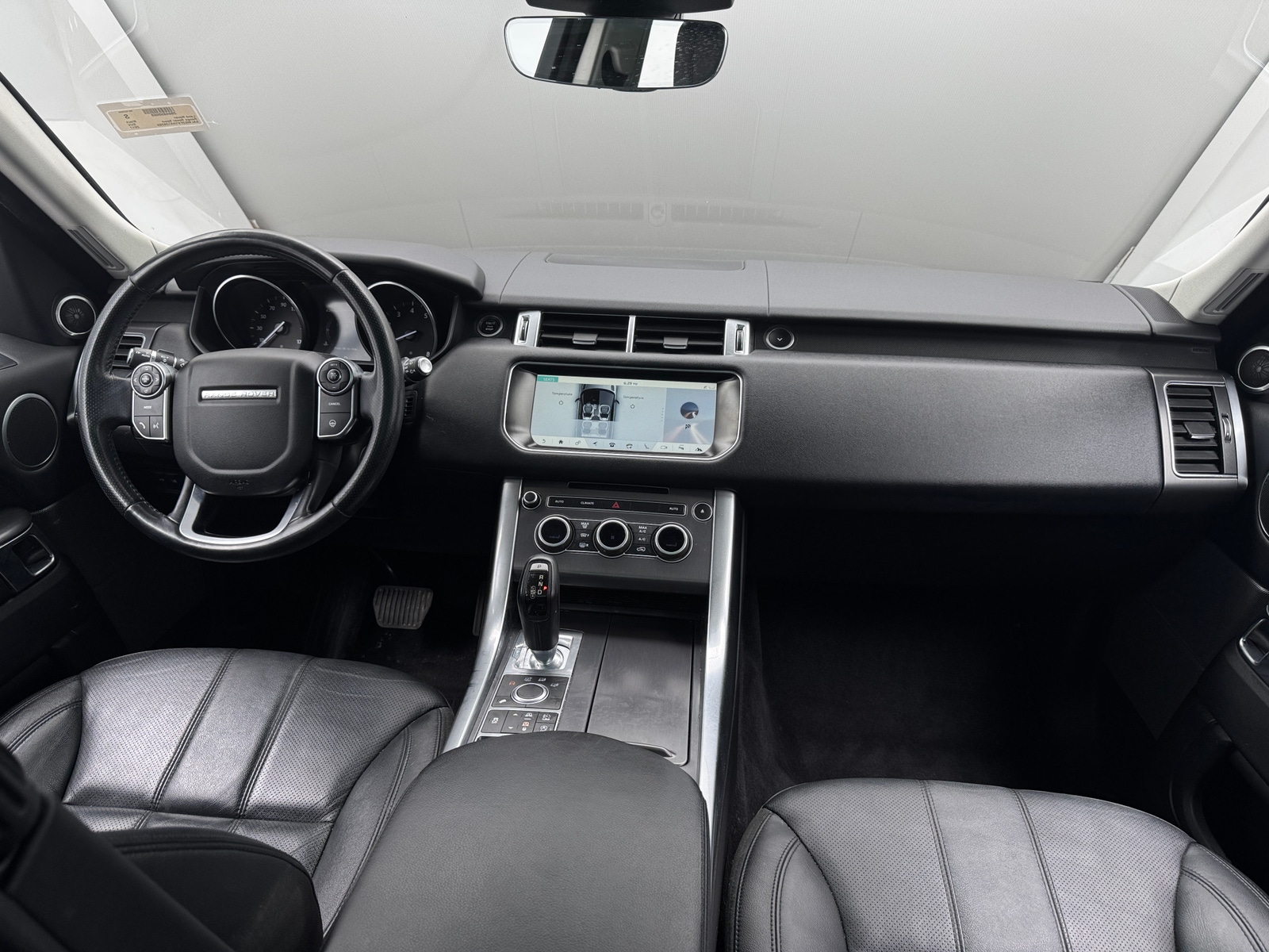 Thumbnail: 2017 Land Rover Range Rover Sport - 2
