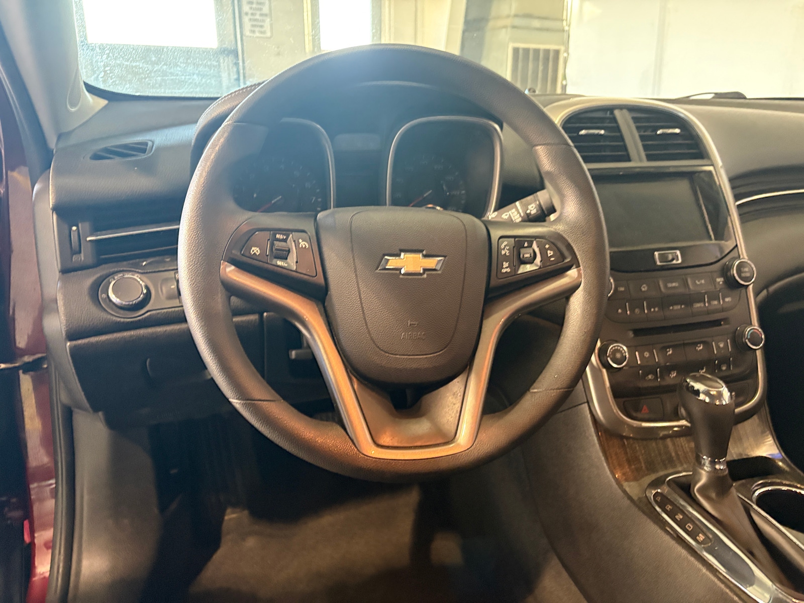 Thumbnail: 2015 Chevrolet Malibu - 5
