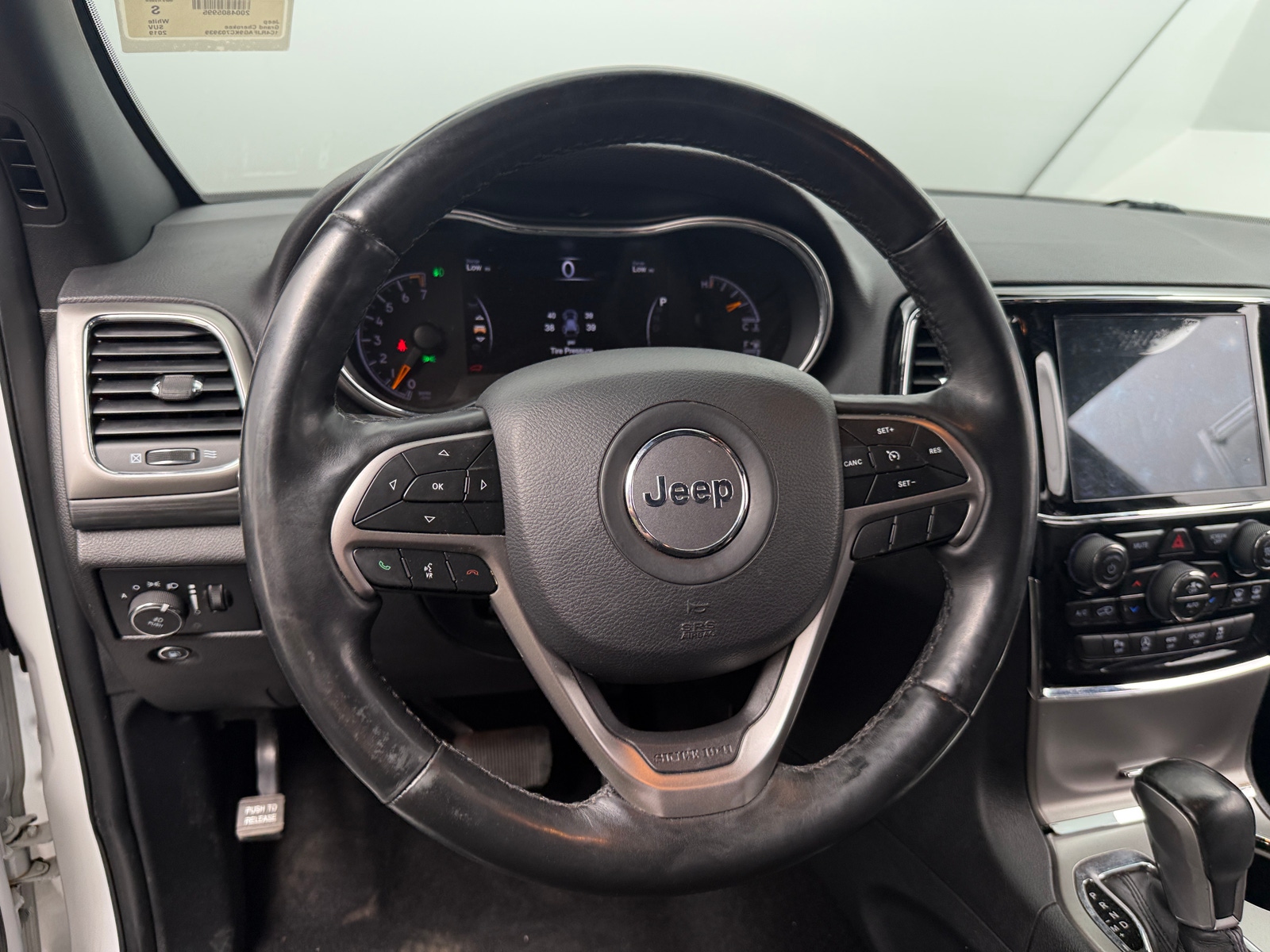 Thumbnail: 2019 Jeep Grand Cherokee - 5