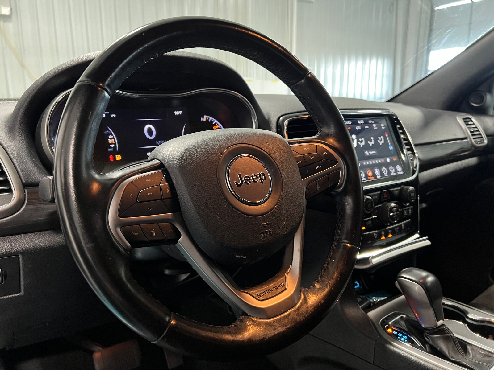 Thumbnail: 2020 Jeep Grand Cherokee - 5