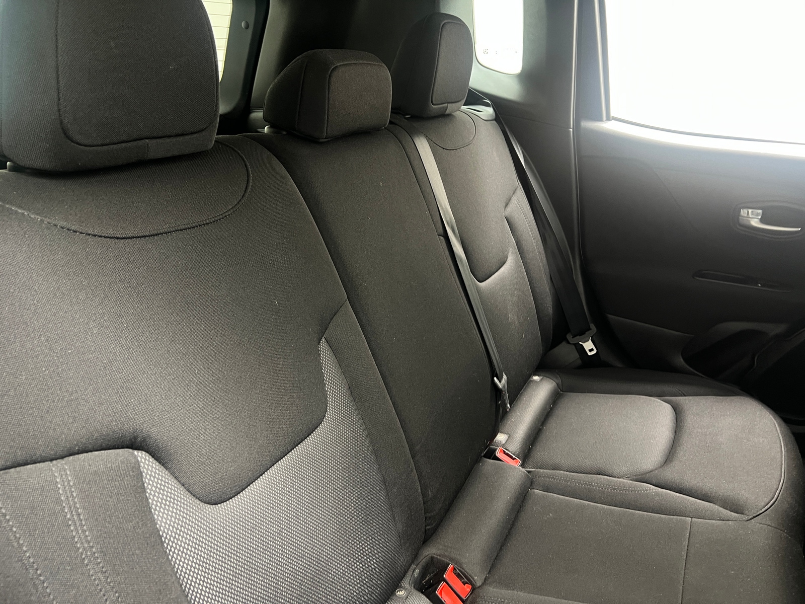 Thumbnail: 2021 Jeep Renegade - 6
