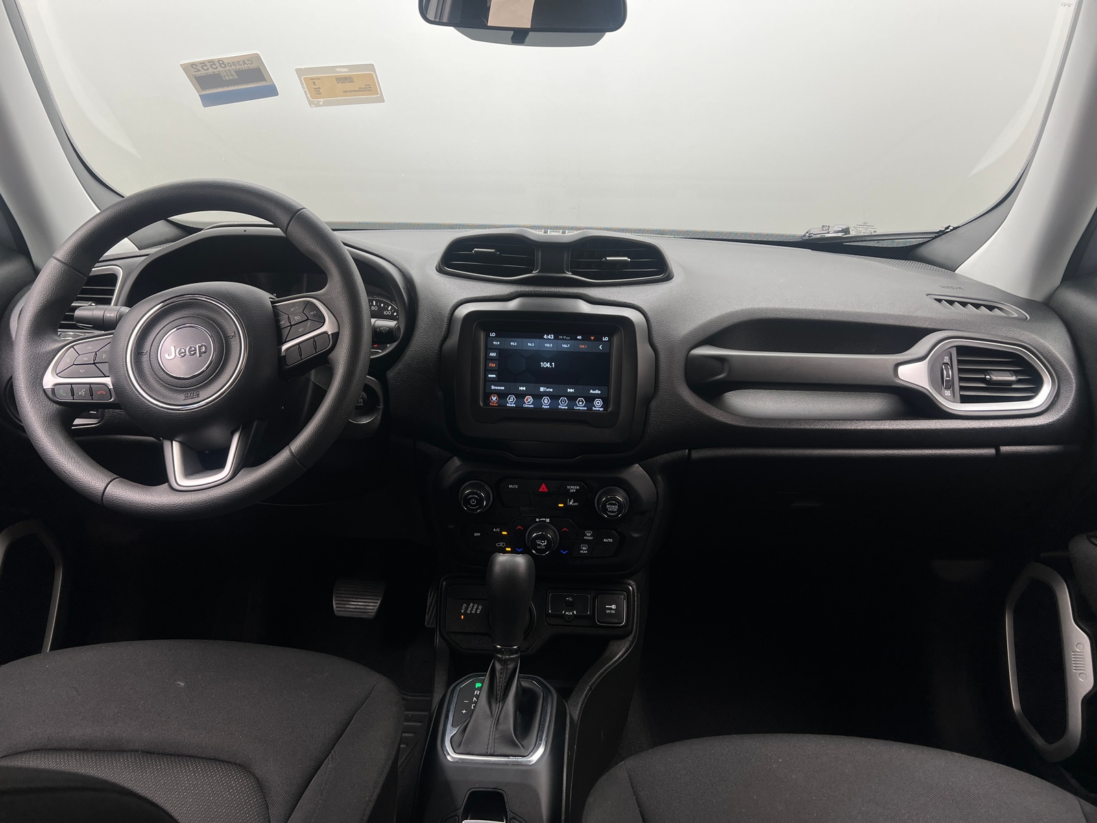 Thumbnail: 2021 Jeep Renegade - 3