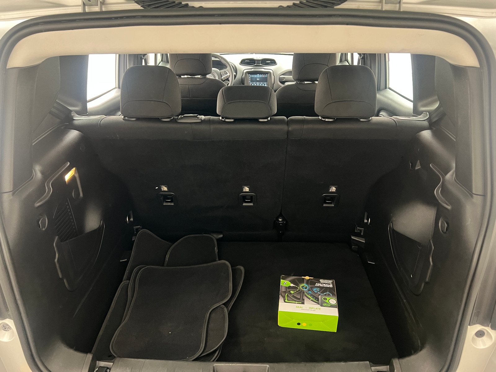Thumbnail: 2021 Jeep Renegade - 7