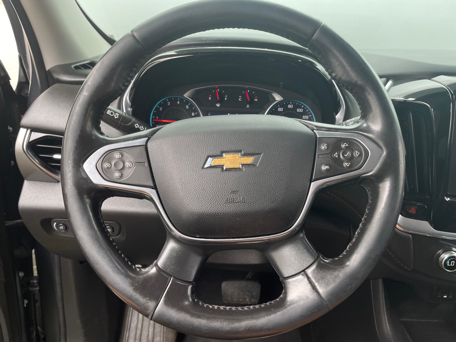 Thumbnail: 2020 Chevrolet Traverse - 4