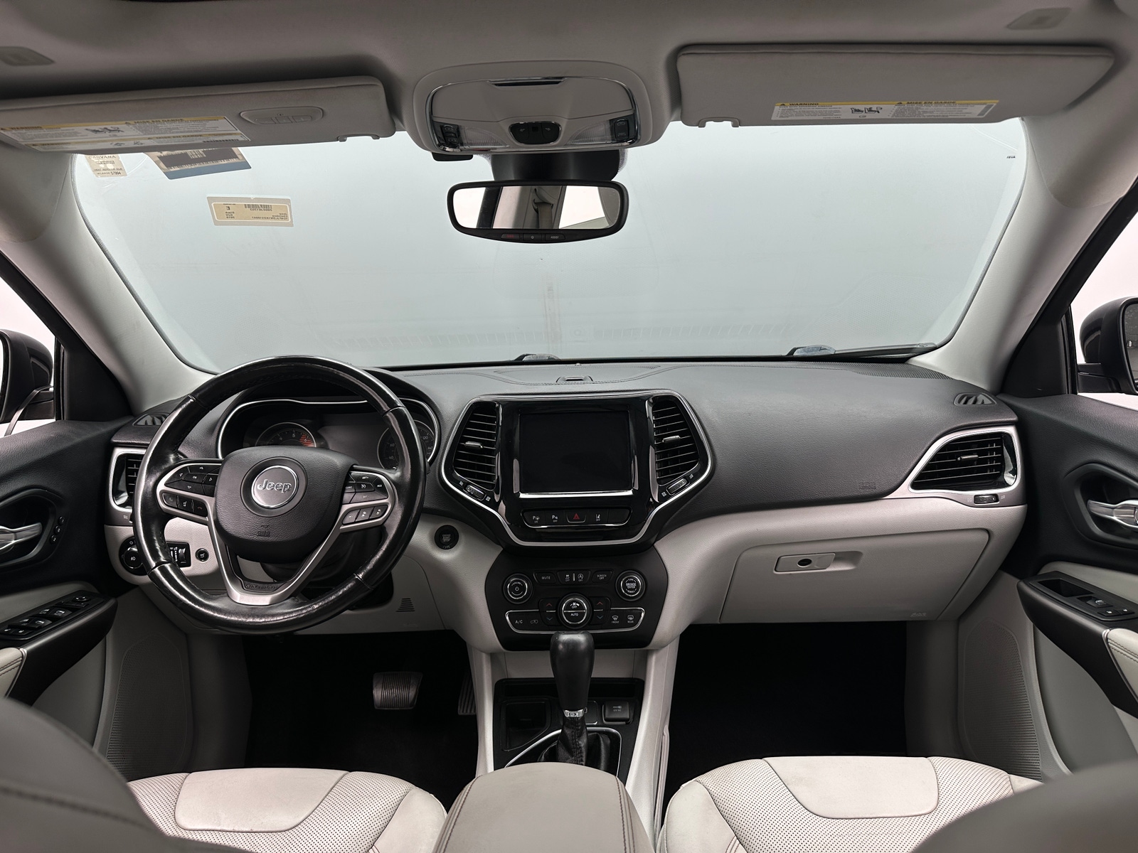 Thumbnail: 2019 Jeep Cherokee - 2