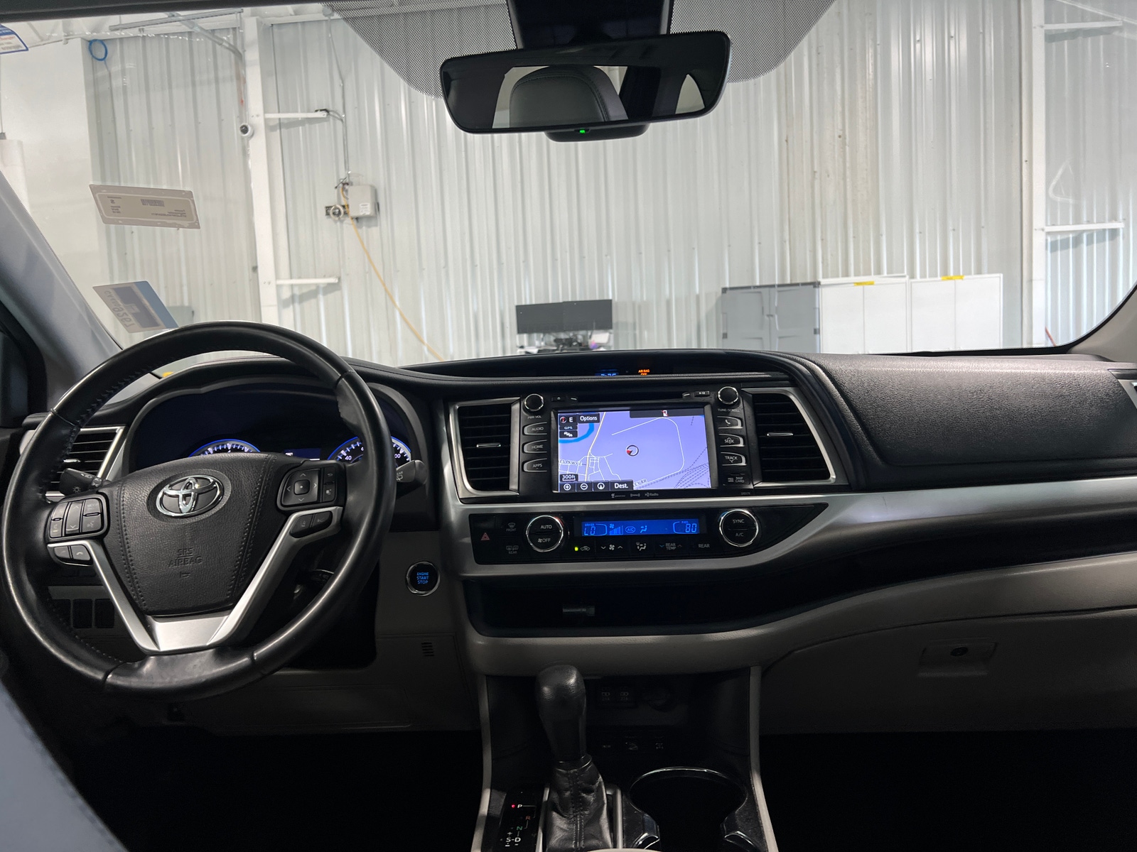 Thumbnail: 2018 Toyota Highlander - 3
