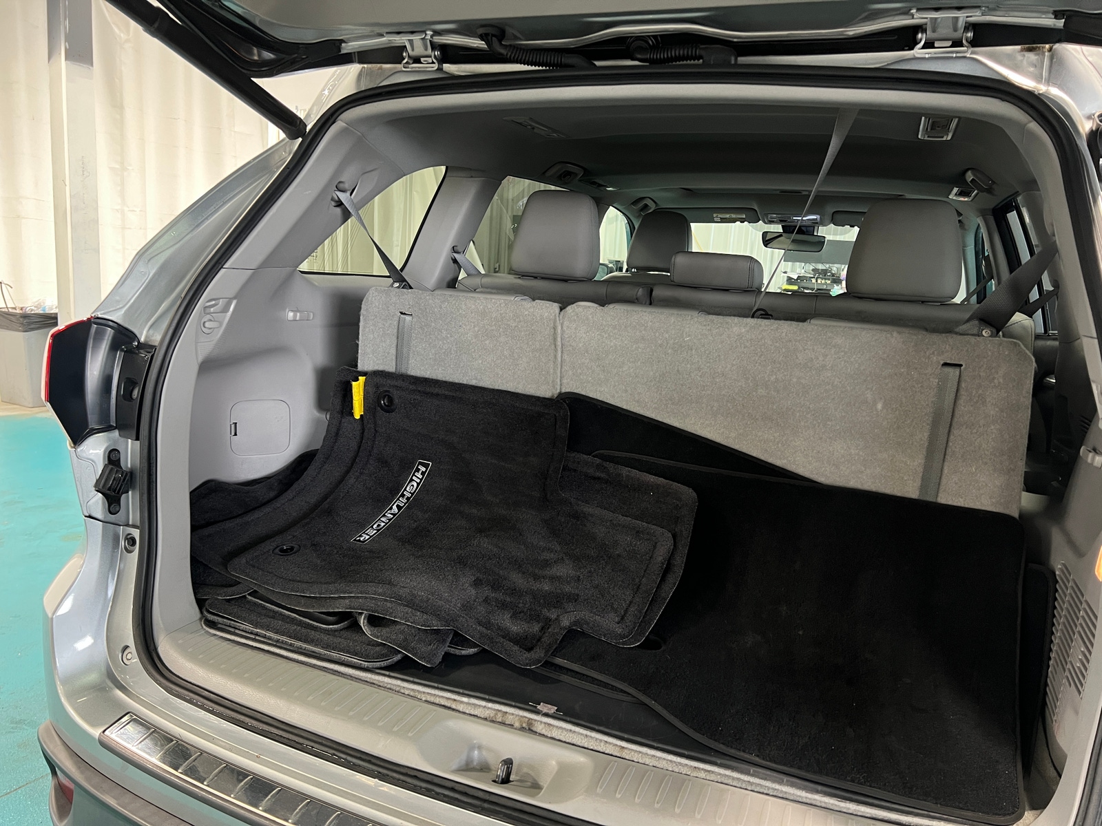 Thumbnail: 2018 Toyota Highlander - 7