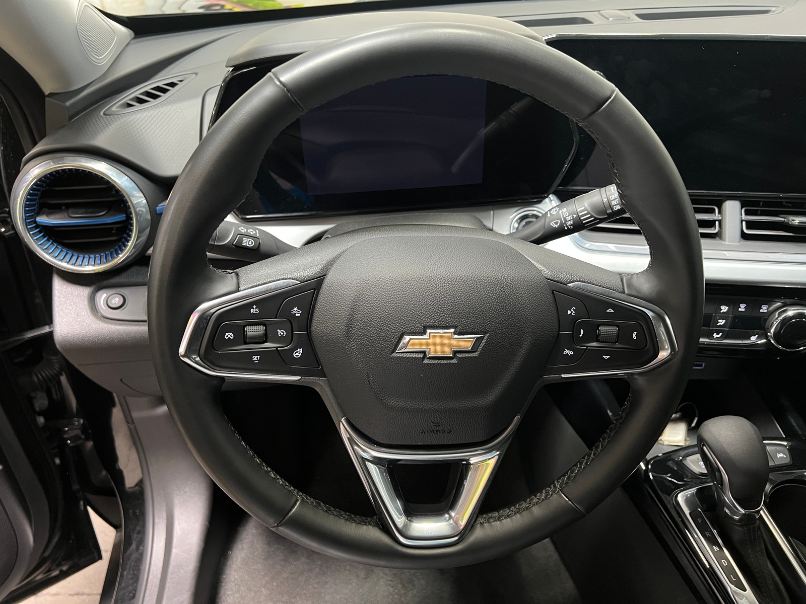 Thumbnail: 2025 Chevrolet Trax - 5