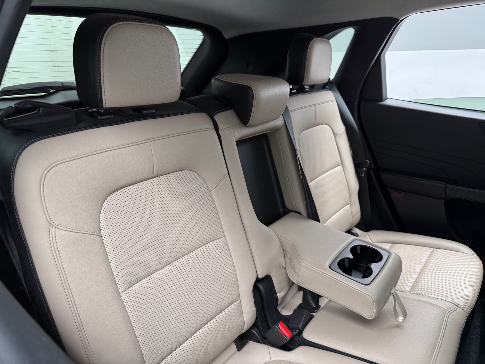 Thumbnail: 2021 Ford Escape - 5