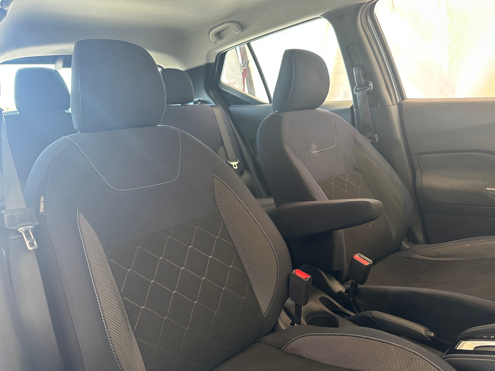 Thumbnail: 2018 Nissan Kicks - 2