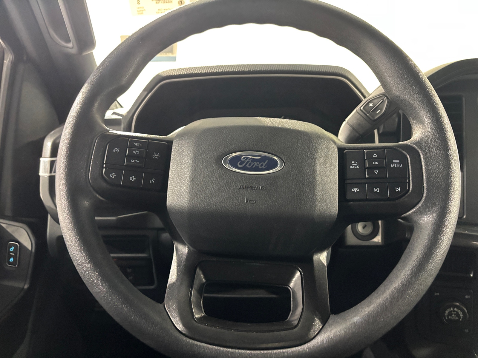 Thumbnail: 2022 Ford Econoline - 5