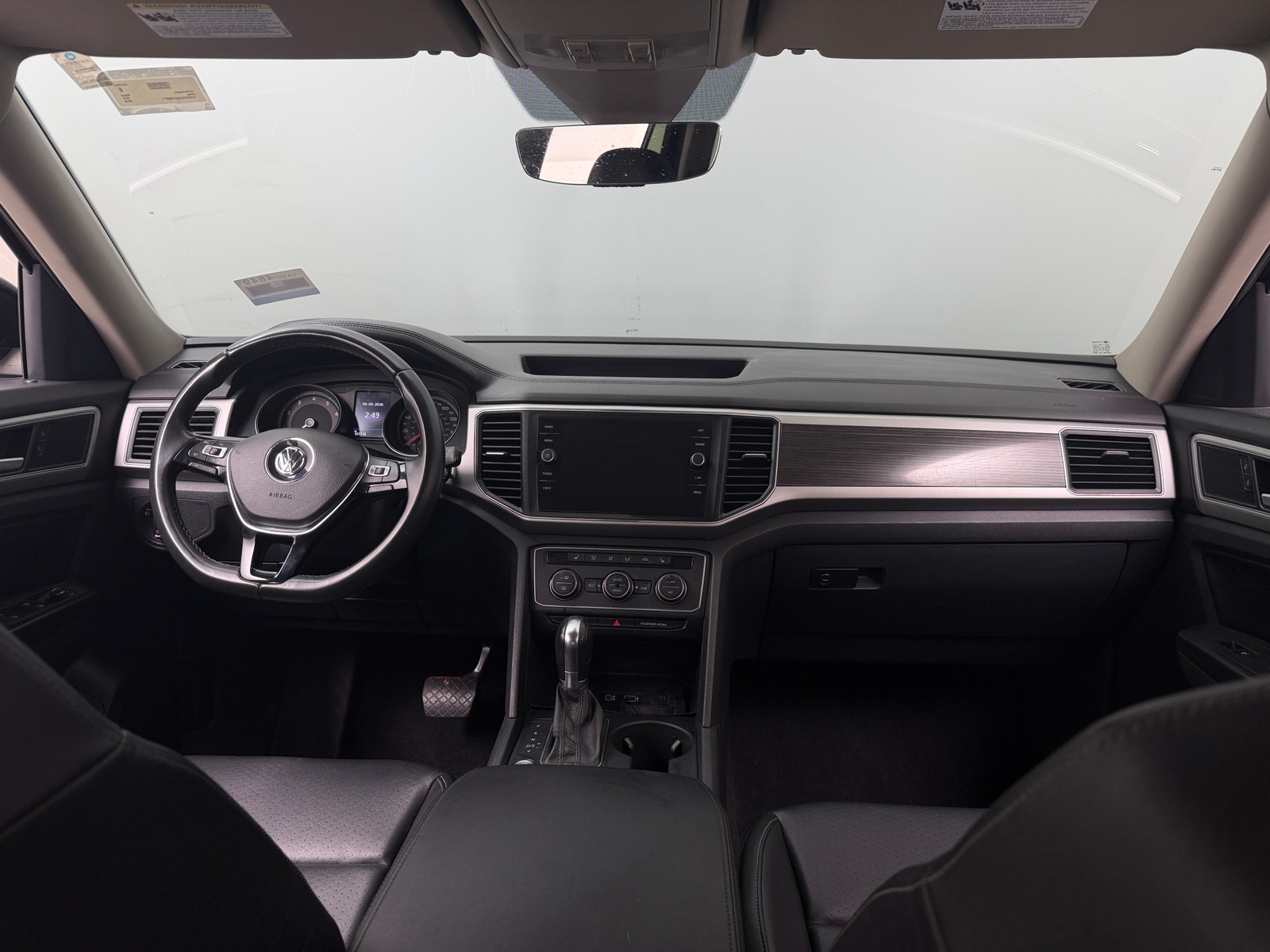 Thumbnail: 2018 Volkswagen Atlas - 3