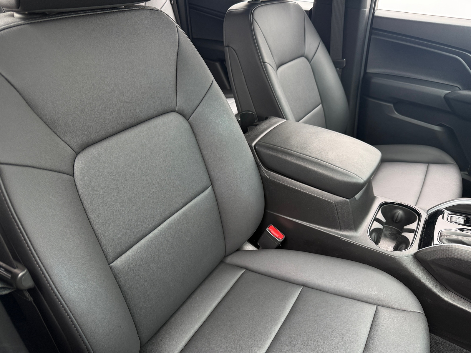 Thumbnail: 2025 Chevrolet Colorado - 2