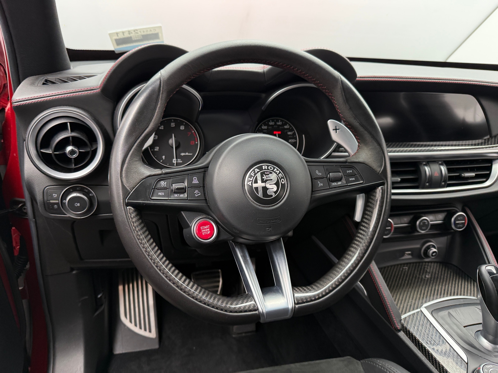 Thumbnail: 2018 Alfa Romeo Stelvio - 4