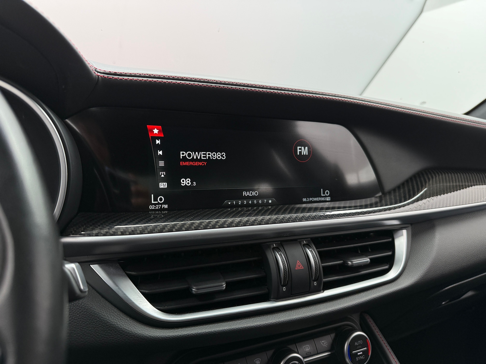 Thumbnail: 2018 Alfa Romeo Stelvio - 3
