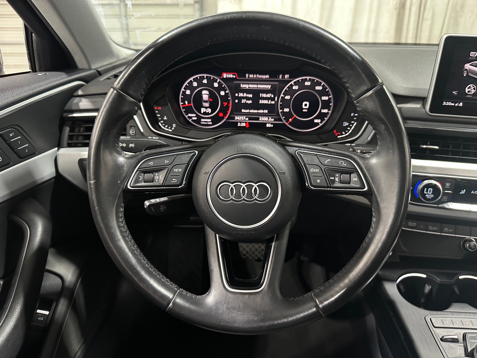 Thumbnail: 2017 Audi A4 - 4