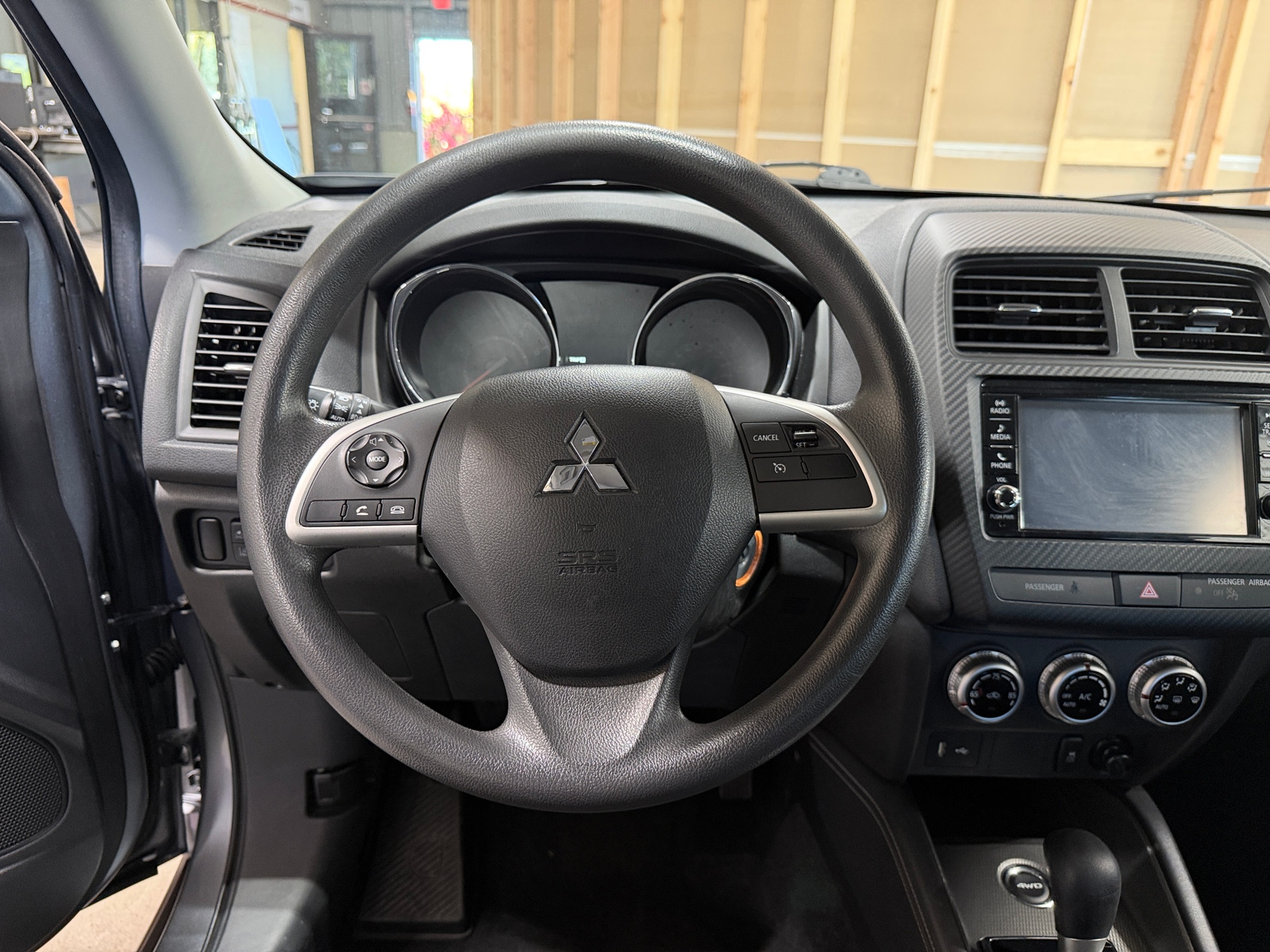 Thumbnail: 2024 Mitsubishi Outlander Sport - 5