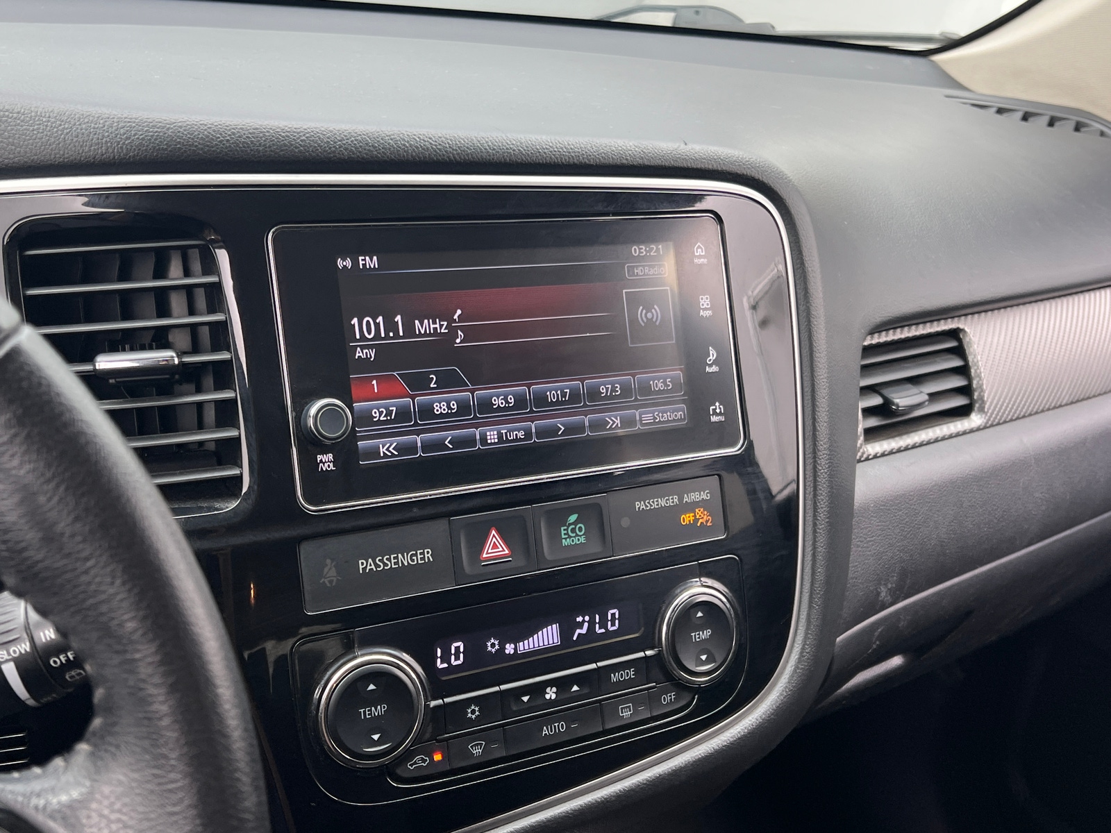 Thumbnail: 2018 Mitsubishi Outlander - 4