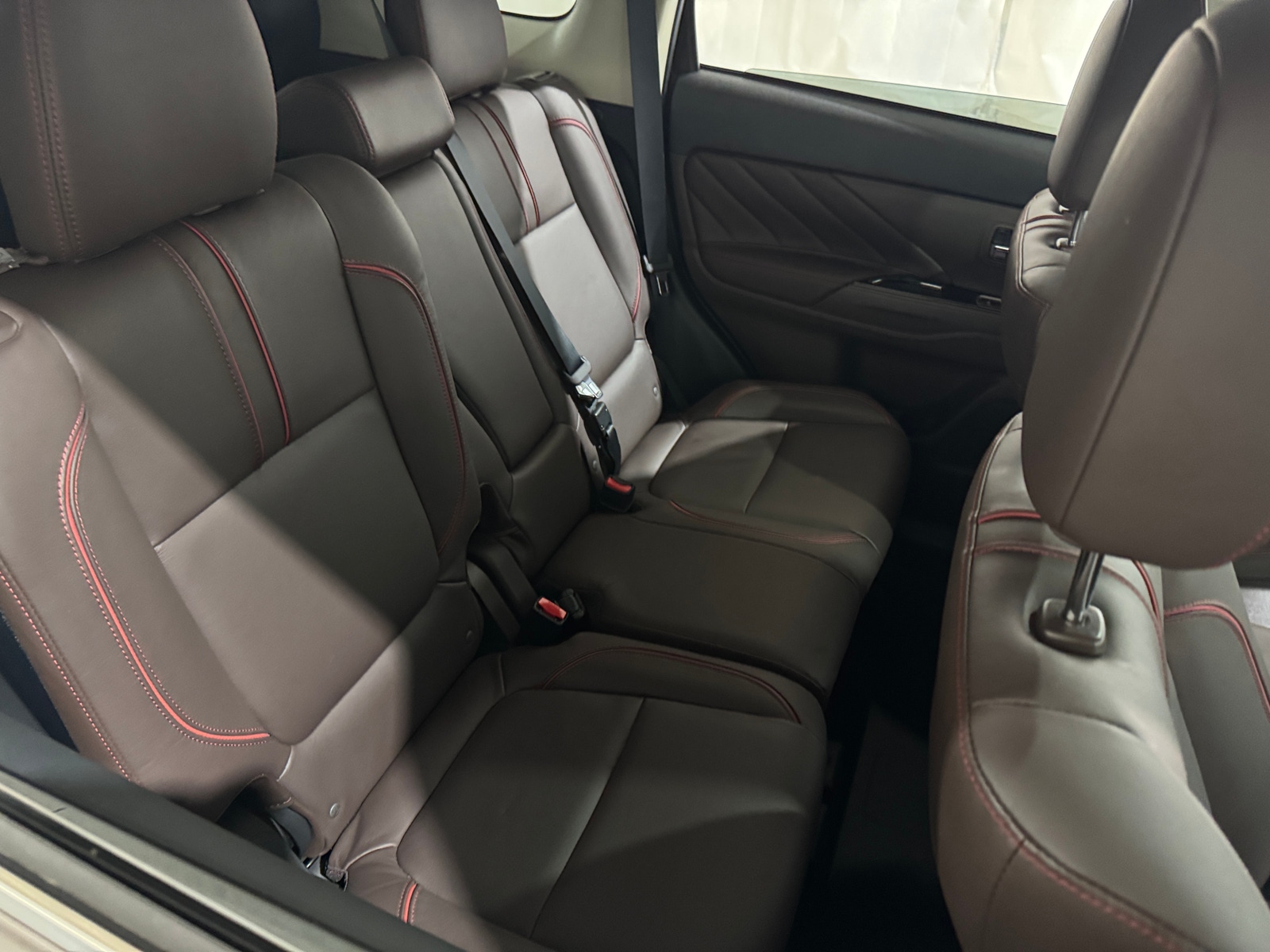 Thumbnail: 2018 Mitsubishi Outlander - 5