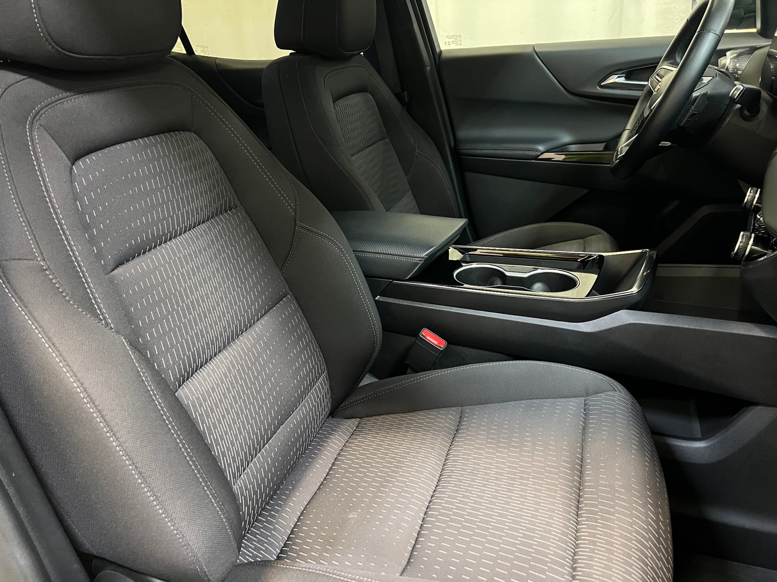Thumbnail: 2025 Chevrolet Equinox - 2