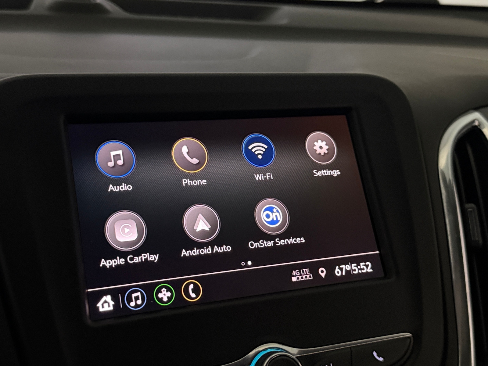 Thumbnail: 2020 Chevrolet Equinox - 4