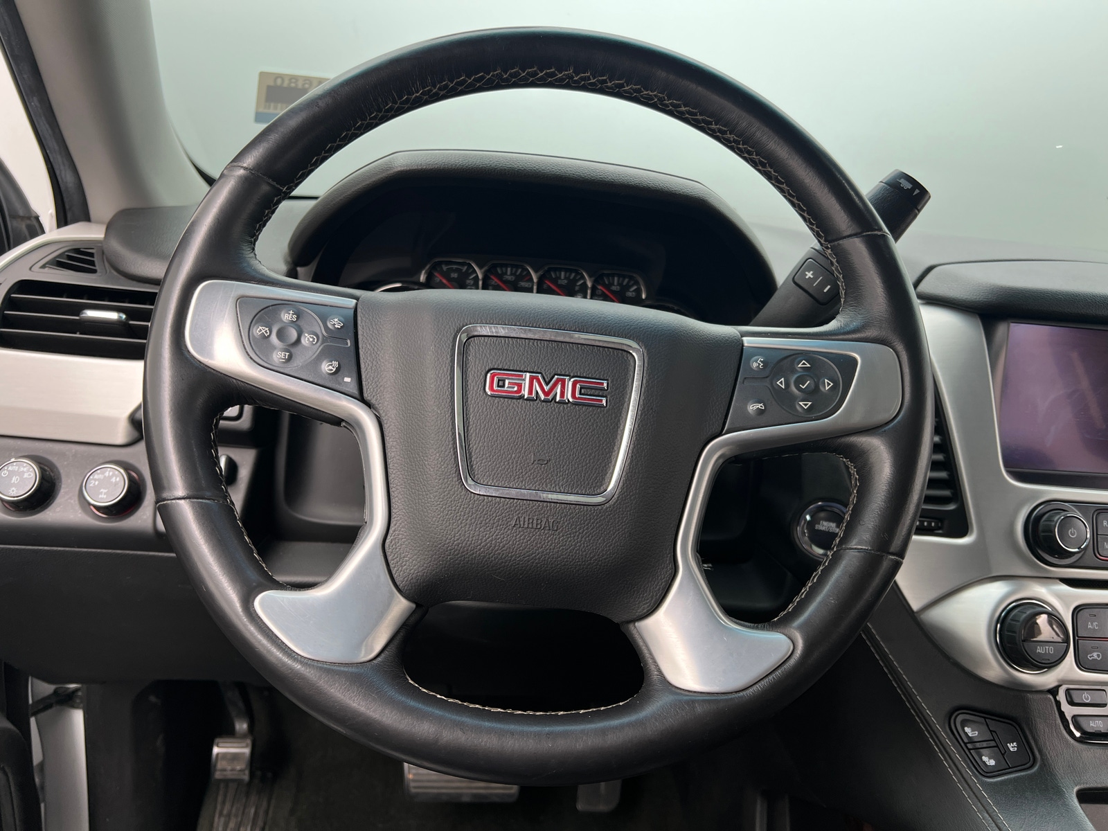 Thumbnail: 2016 GMC Yukon - 4