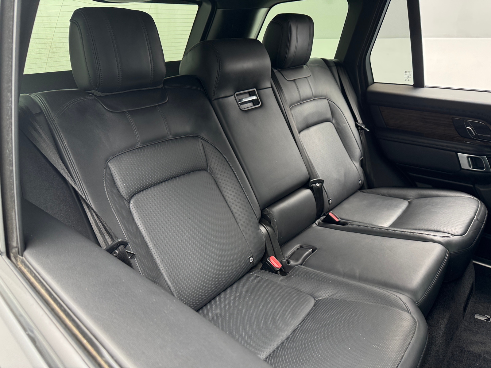 Thumbnail: 2019 Land Rover Range Rover - 5