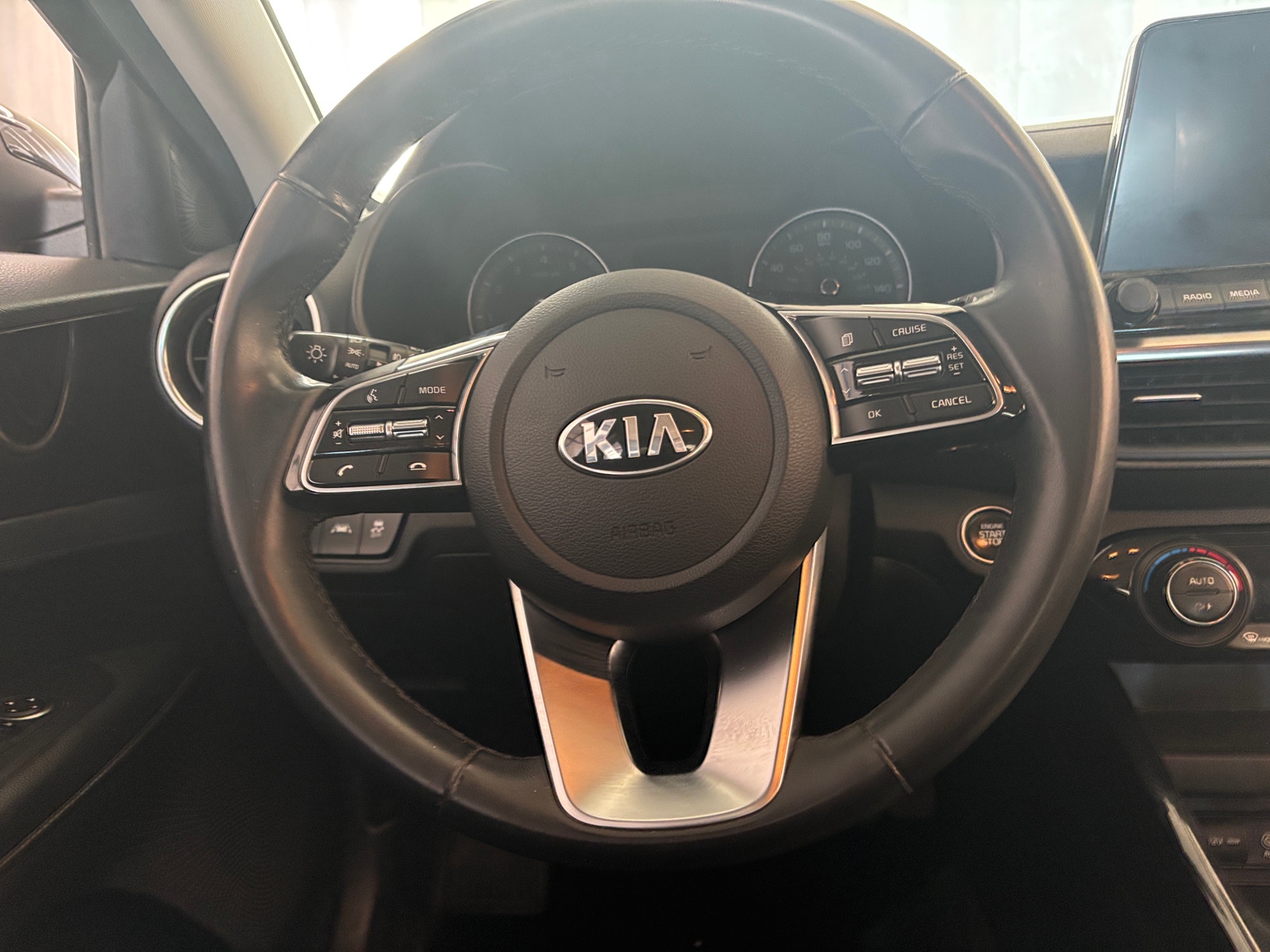 Thumbnail: 2019 Kia Forte - 4