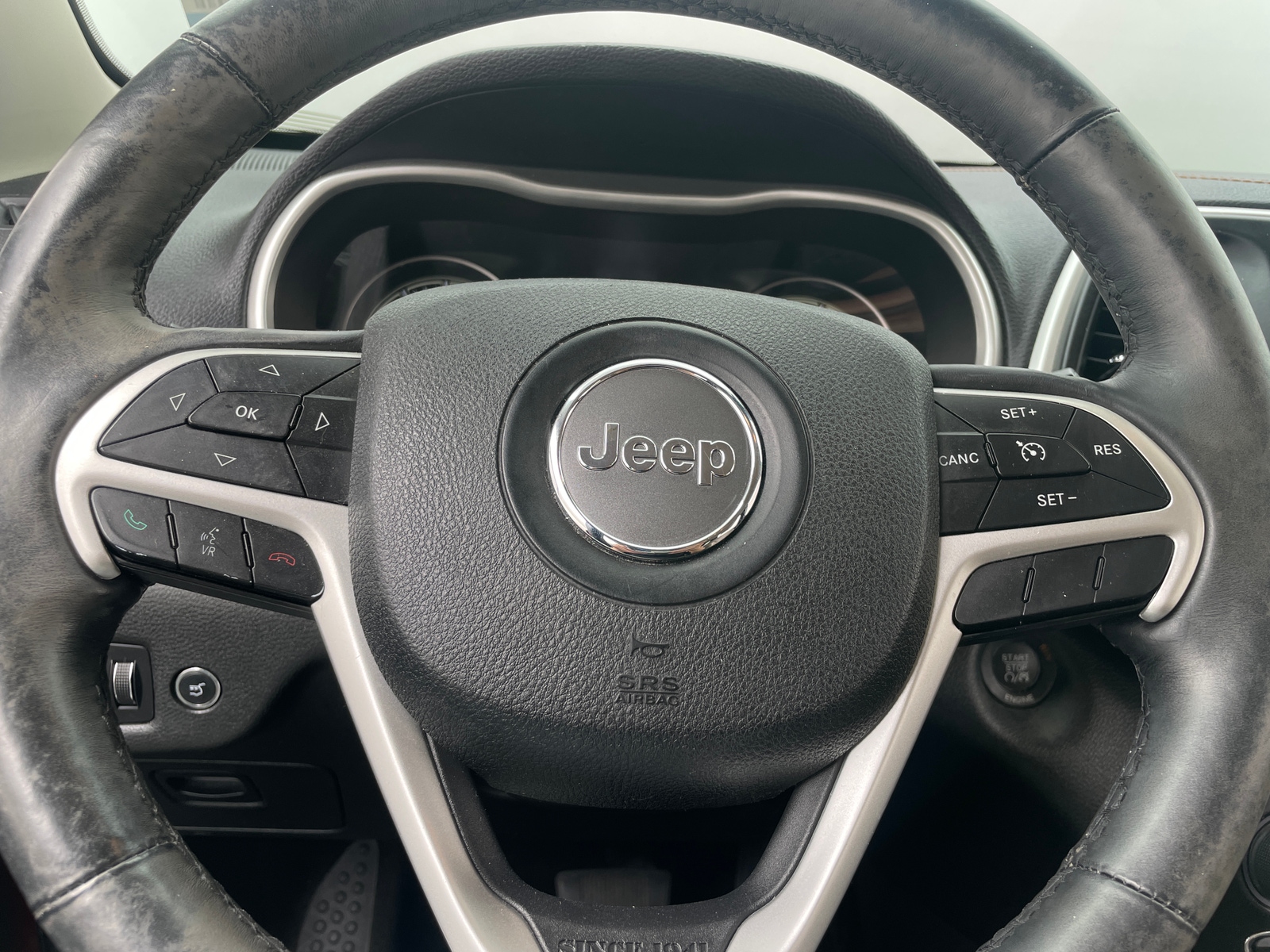 Thumbnail: 2015 Jeep Cherokee - 4