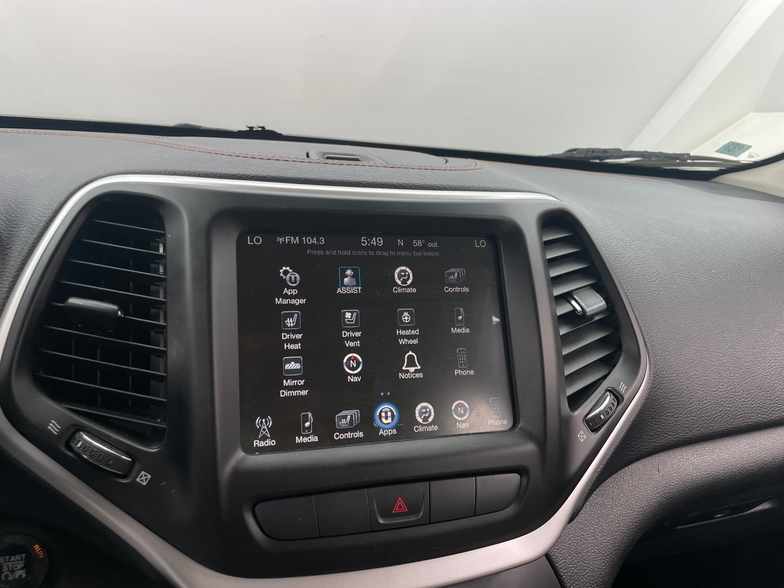 Thumbnail: 2015 Jeep Cherokee - 3