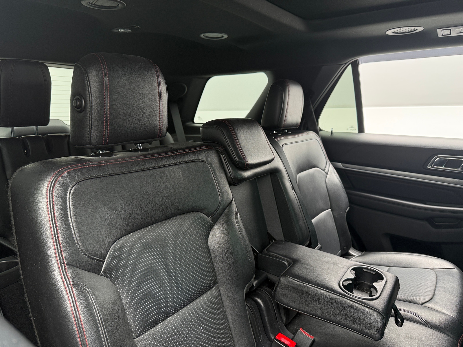 Thumbnail: 2017 Ford Explorer - 5