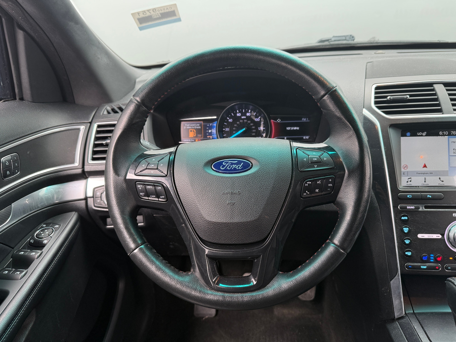 Thumbnail: 2017 Ford Explorer - 4