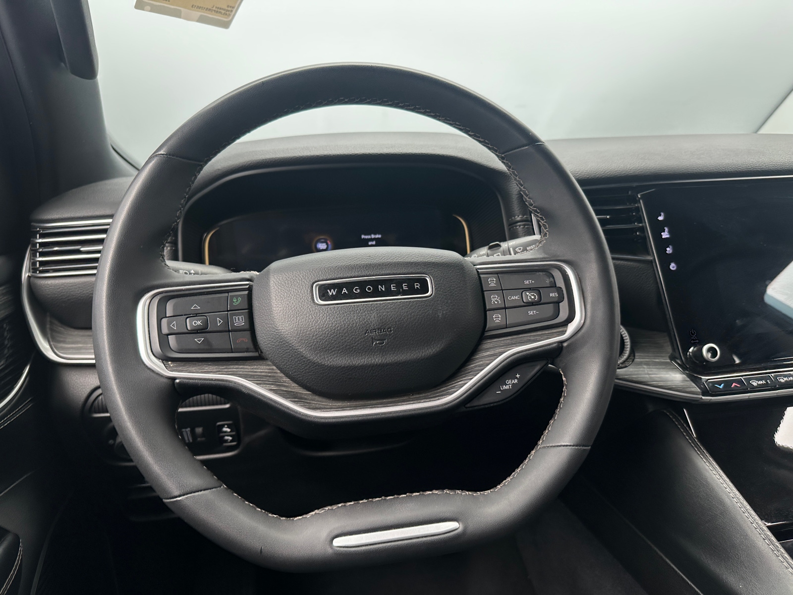 Thumbnail: 2024 Jeep Wagoneer - 4